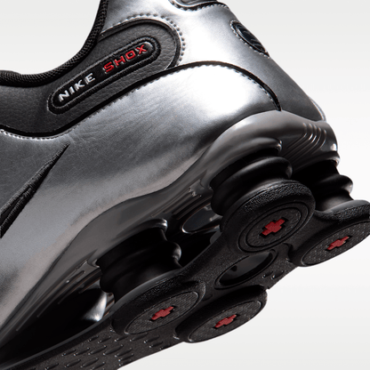 Black/Metallic Silver/University Red/Black