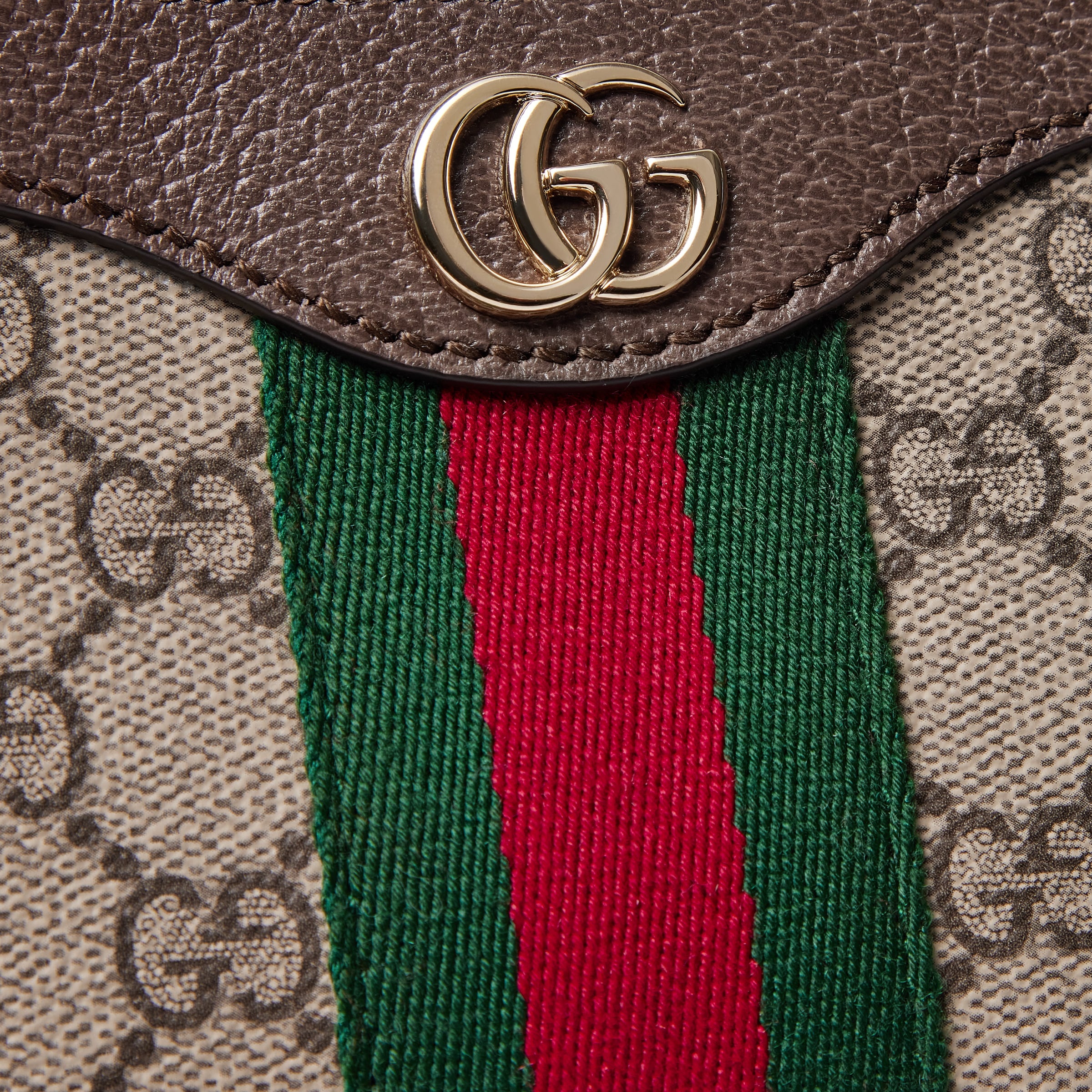 tejido con GG beige y marrón
