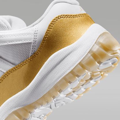 White/Team Gold/Metallic Gold 2