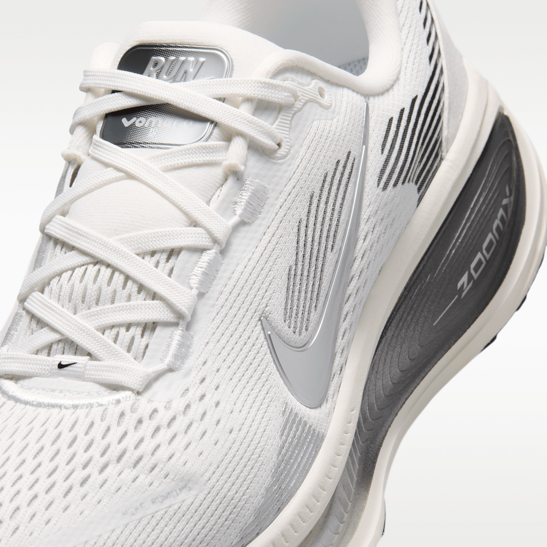 Summit White/Sail/Photon Dust/Metallic Silver