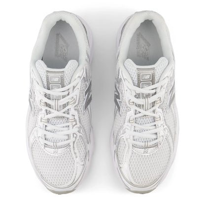 White With Metallic Silver And Reflection