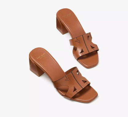 Saddle