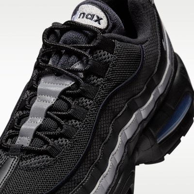 Black/Black/White/Metallic Silver
