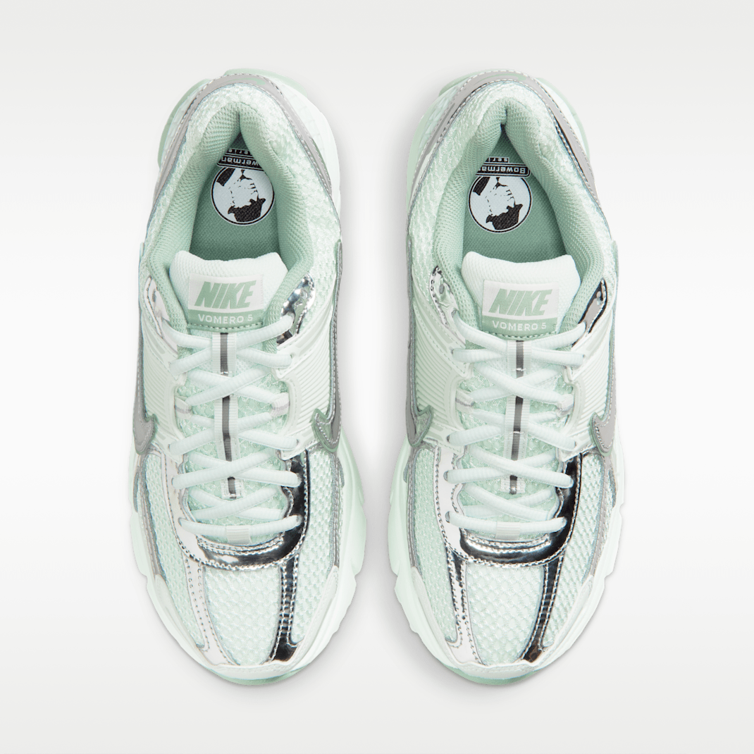 Barely Green/Steam/Spruce Aura/Metallic Silver
