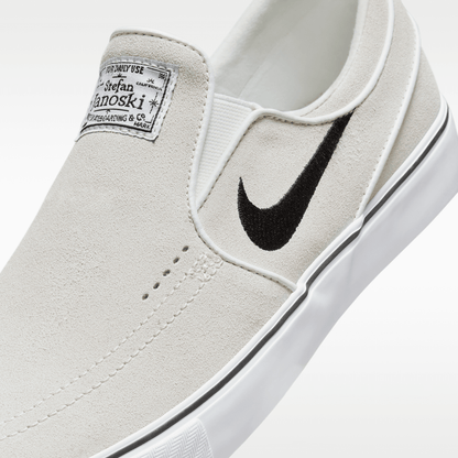 Summit White/Summit White/White/Black