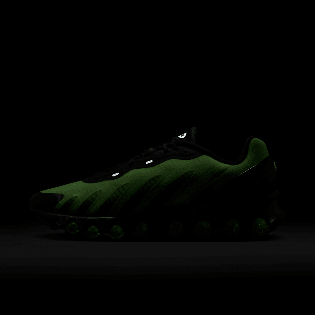 Black/Green Strike/Volt/Black