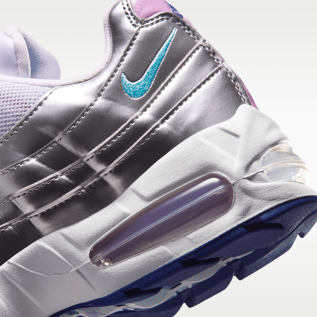 Chrome/Barely Grape/Light Magenta/Lagoon Pulse