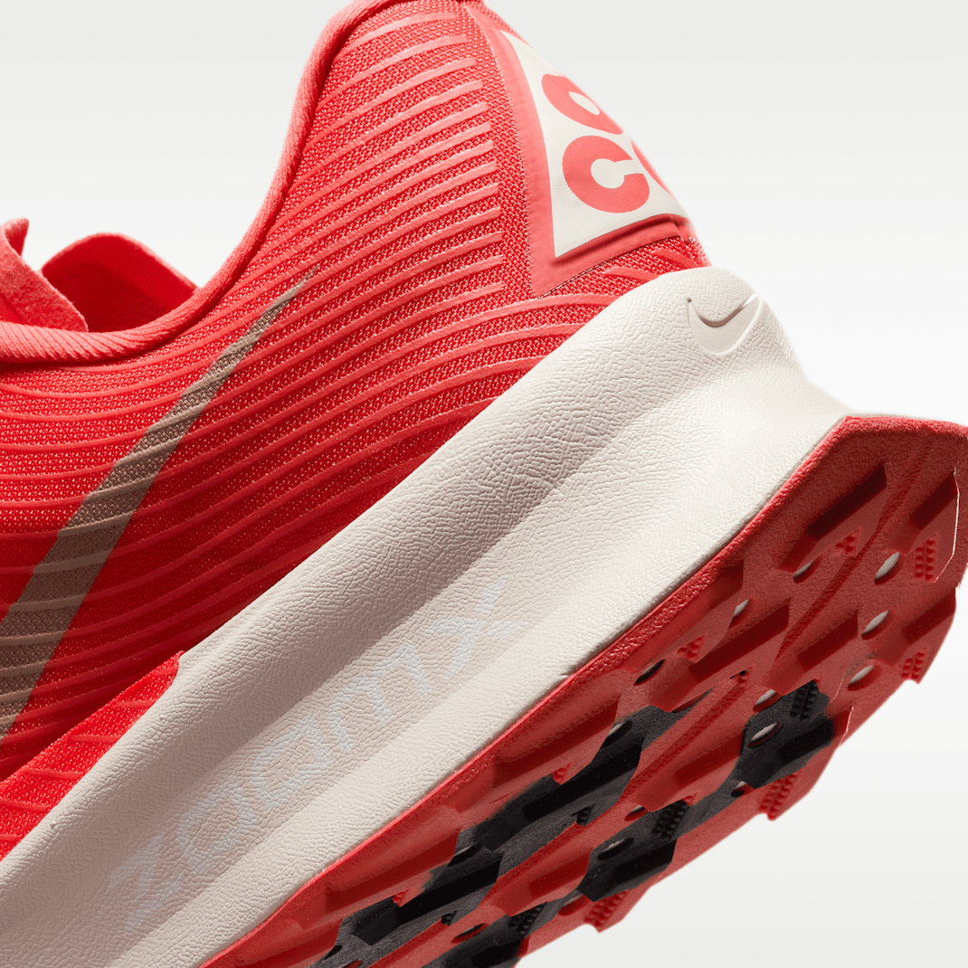 Light Crimson/Summit White/Summit White/Pure Platinum