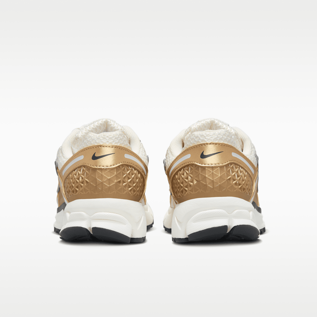 Photon Dust/Gridiron/Sail/Metallic Gold