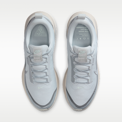 Pure Platinum/Light Pumice/Barely Green/Metallic Silver