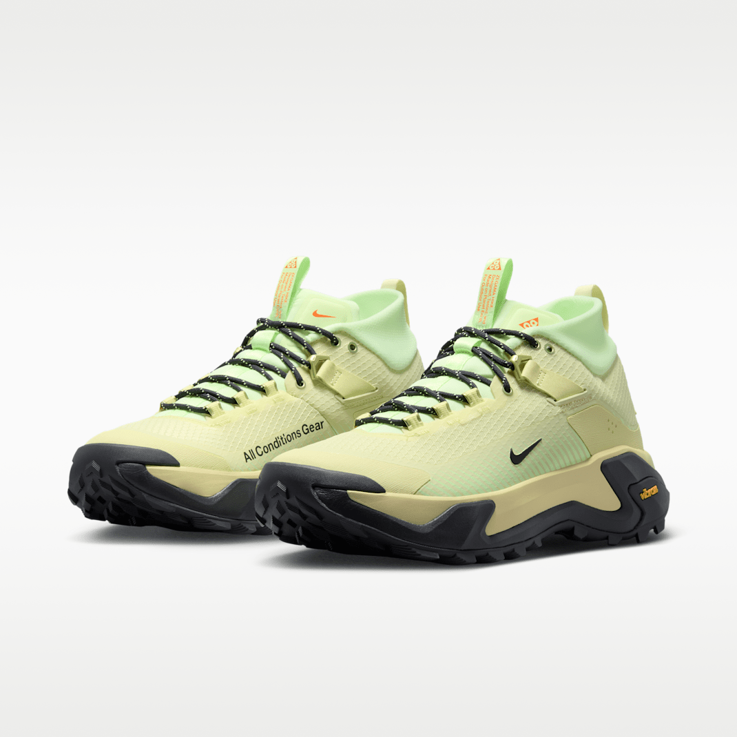 Life Lime/Barely Volt/Smoke Grey/Dark Smoke Grey