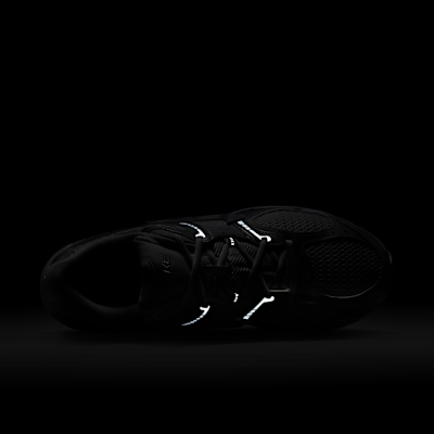 White/Black/Metallic Silver/White