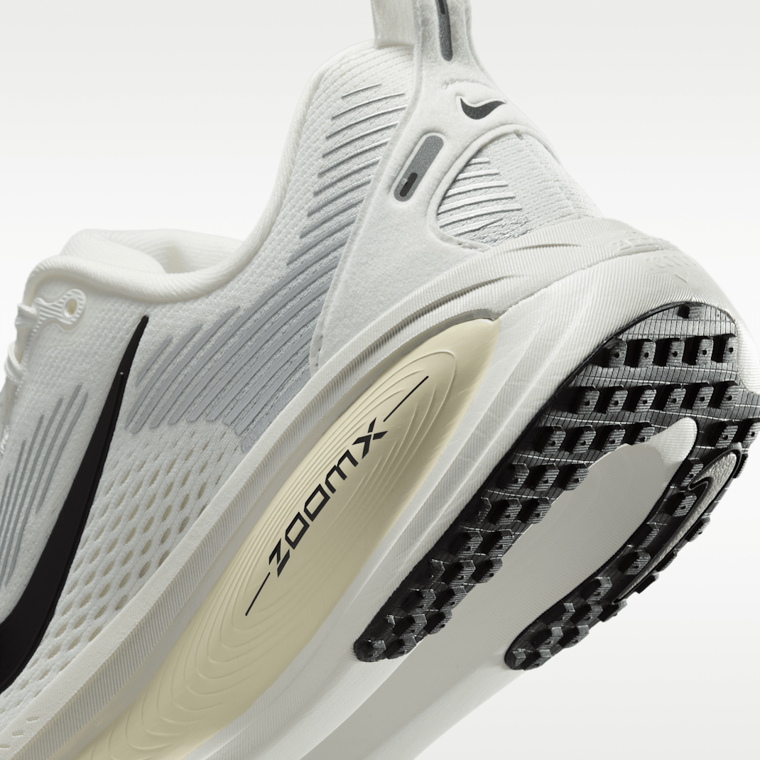 Summit White/Coconut Milk/Coconut Milk/Black