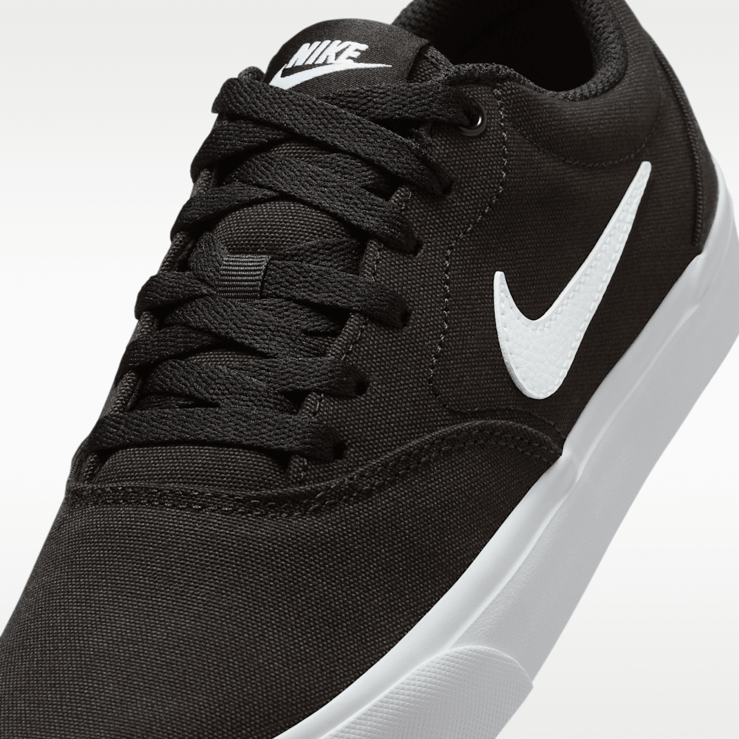 Black/Black/White