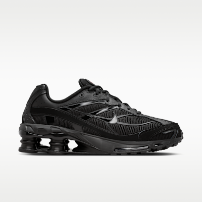 Black/Black/Black