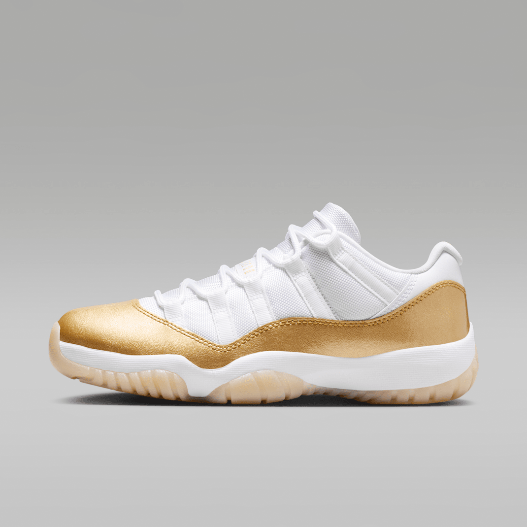 White/Team Gold/Metallic Gold 3