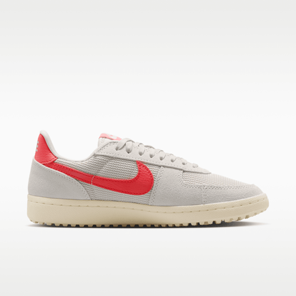 Light Bone/Sail/Light Crimson