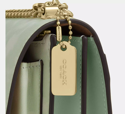 Gold/Pale Green