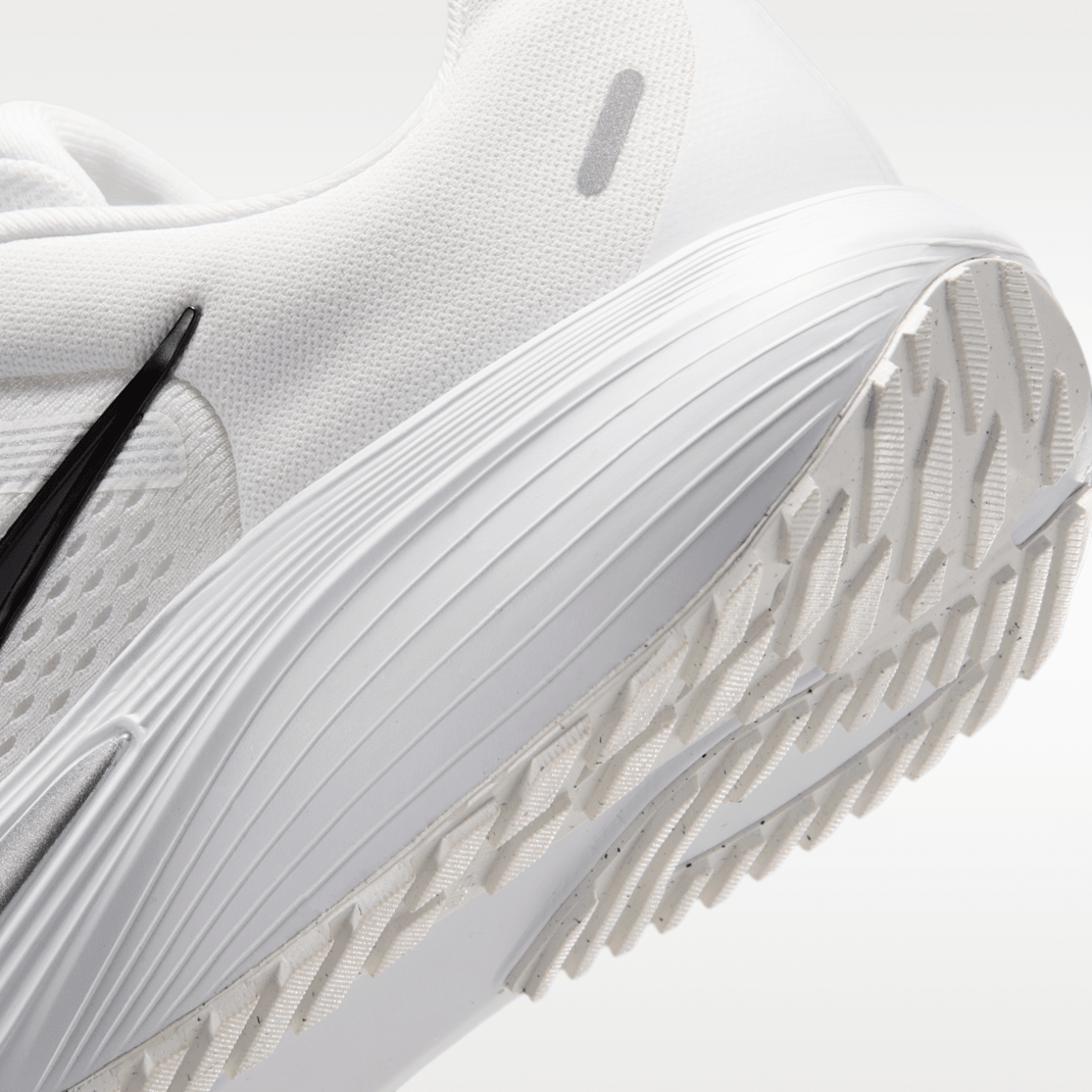 Summit White/White/Metallic Silver/Black