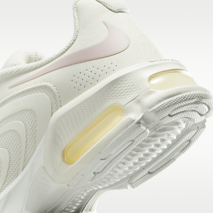 Sail/Pale Ivory/Silt Red