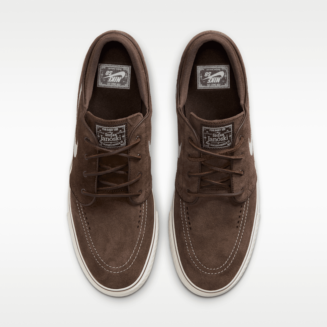 Baroque Brown/Baroque Brown/Pale Ivory/Pale Ivory