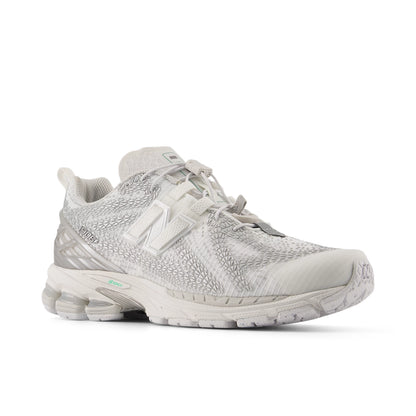 White With Silver Metallic And Deep End