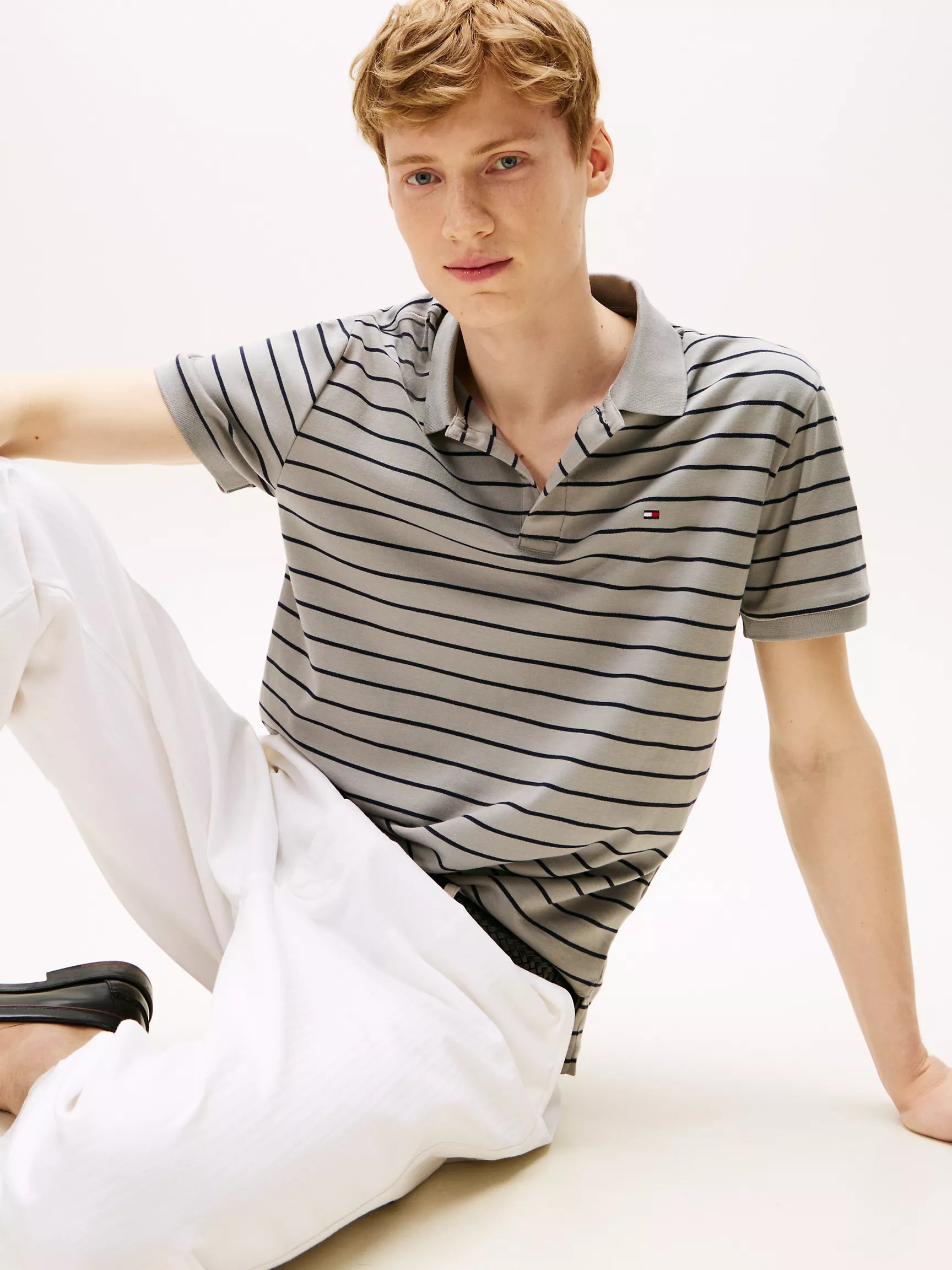 Hydrogen Grey Stripe