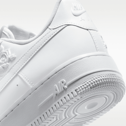 White/White/Black/White