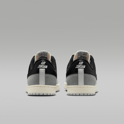Summit White/Light Smoke Grey/Neutral Grey/Black