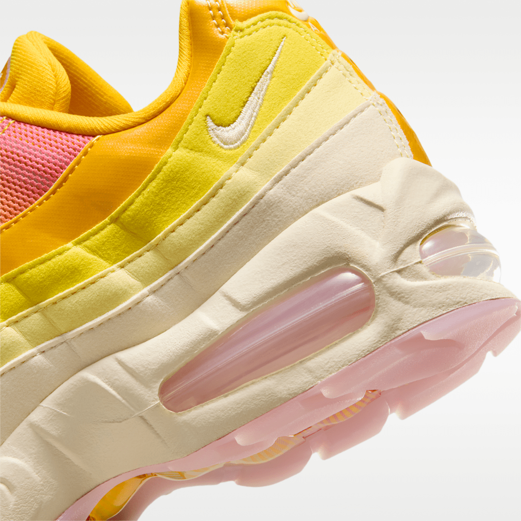 University Gold/Pink Foam/Soft Yellow/Coconut Milk