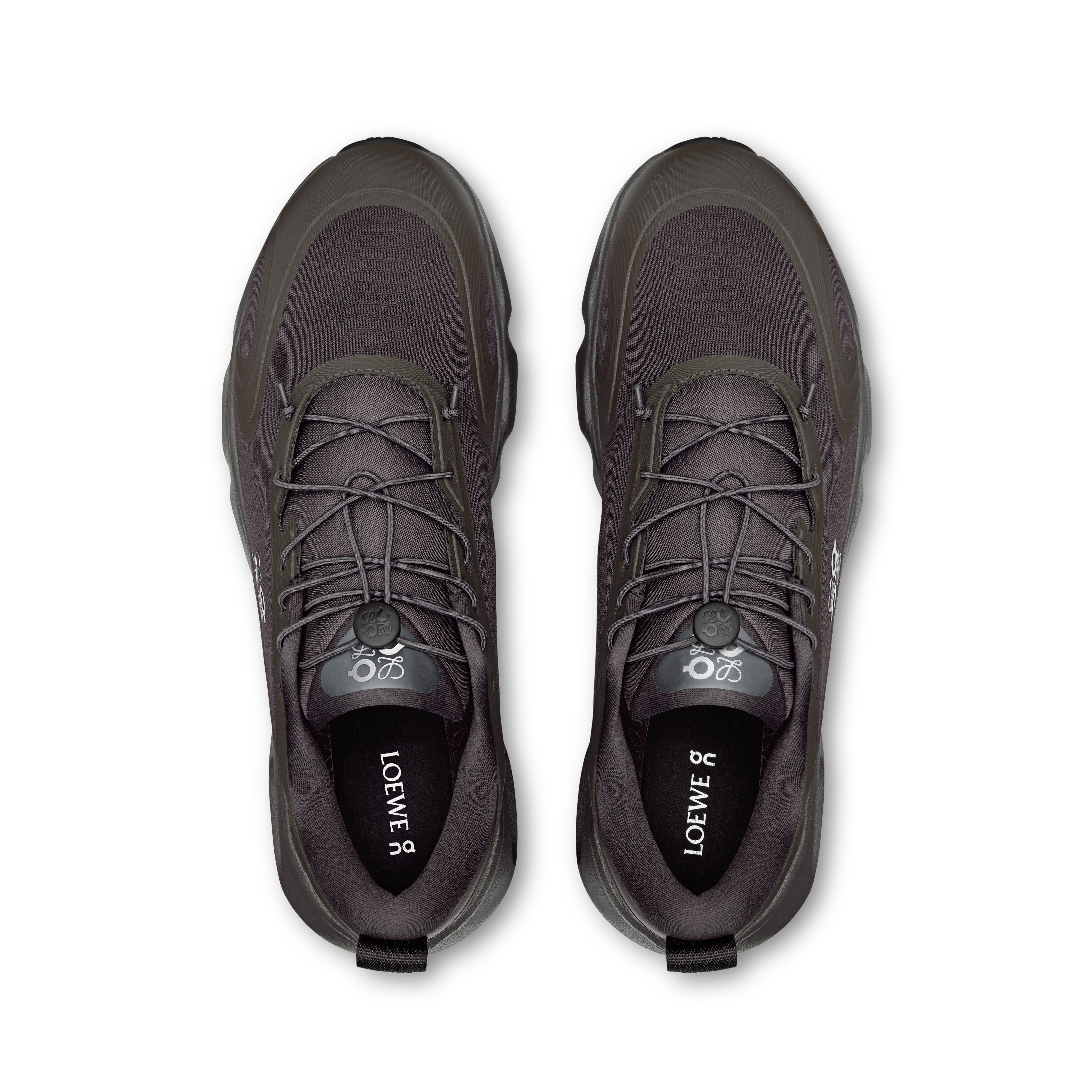 Dark Brown | Black