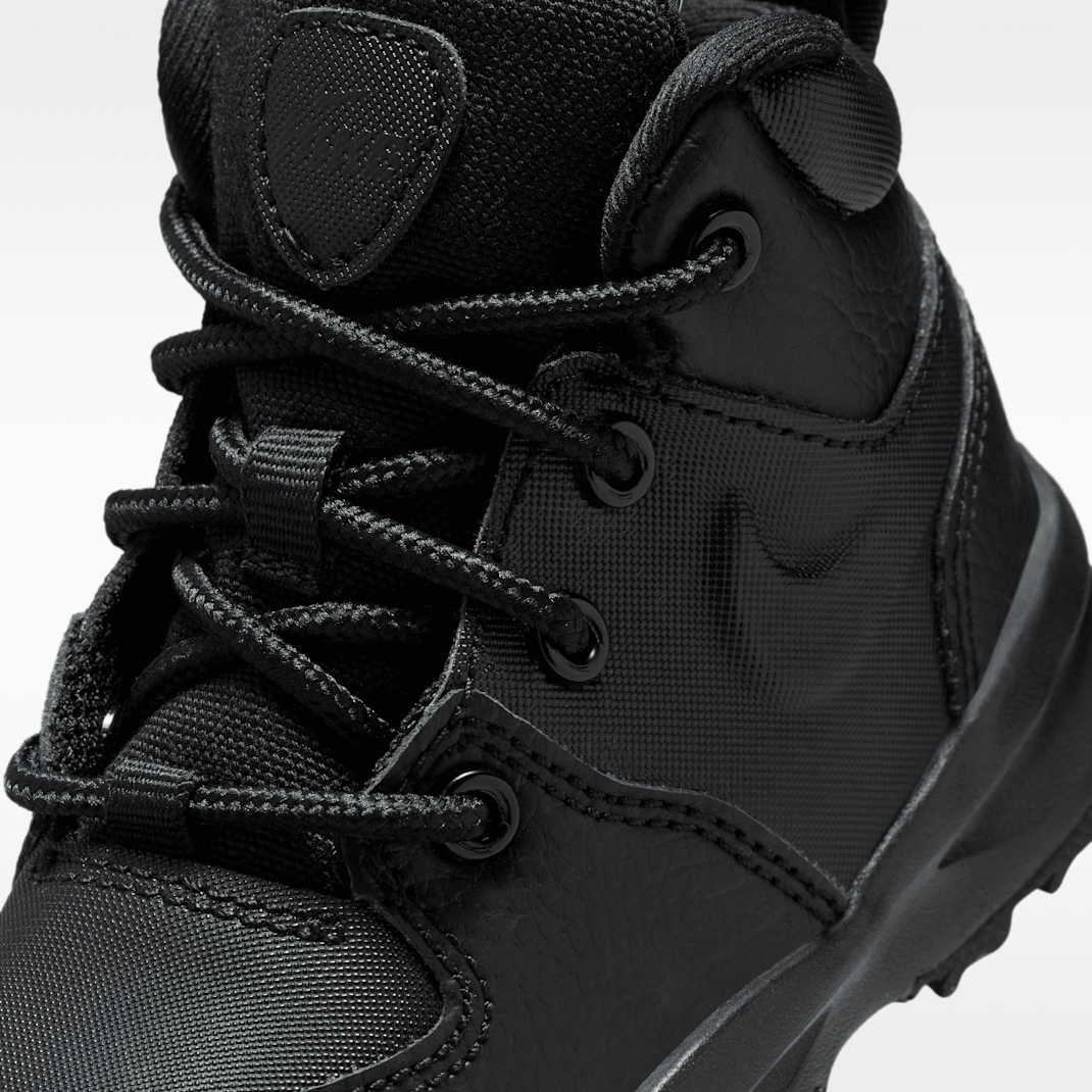 Black/Black/Black
