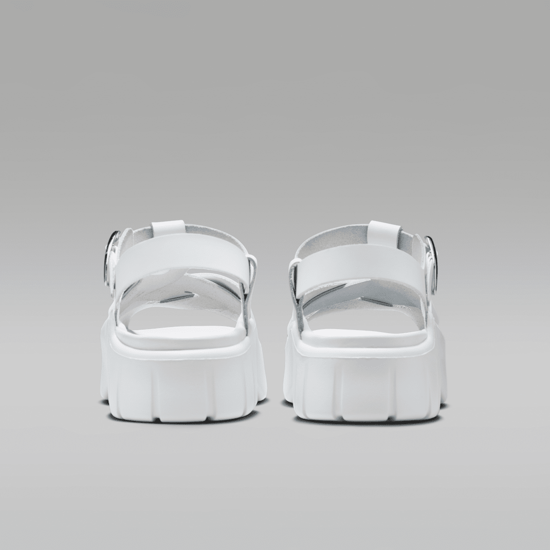 White/Metallic Silver