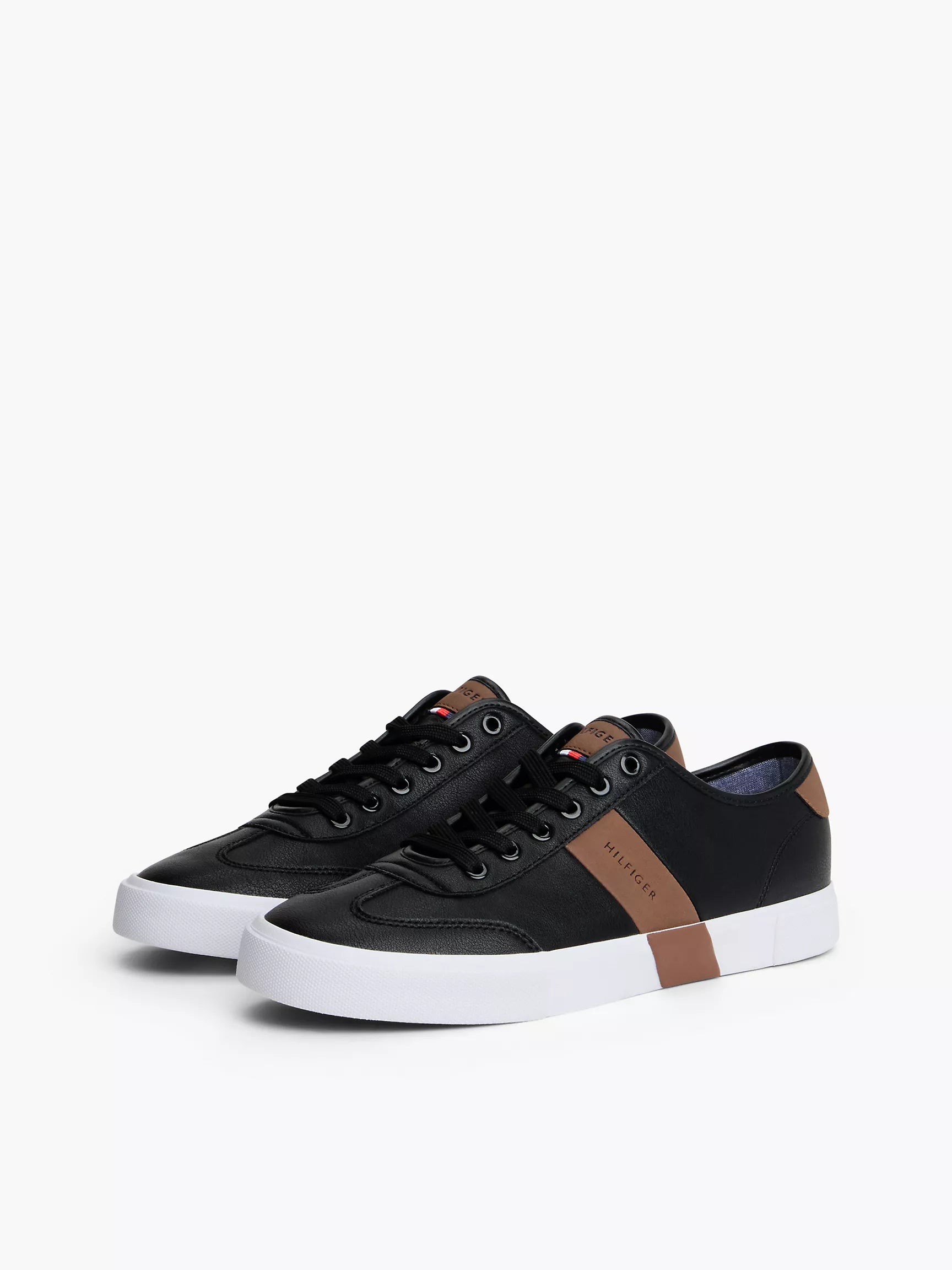 Black/Cognac