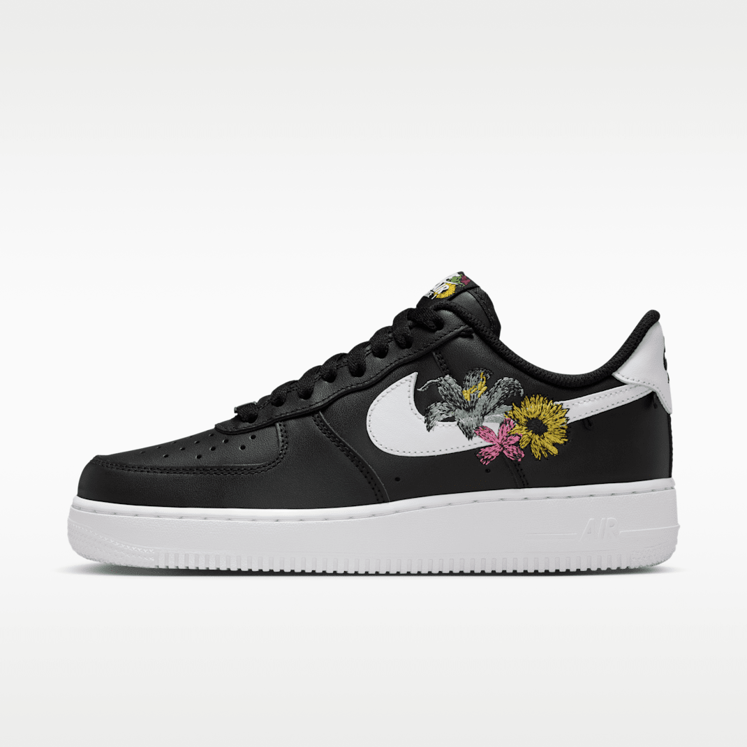 Black/Metallic Gold/White/White