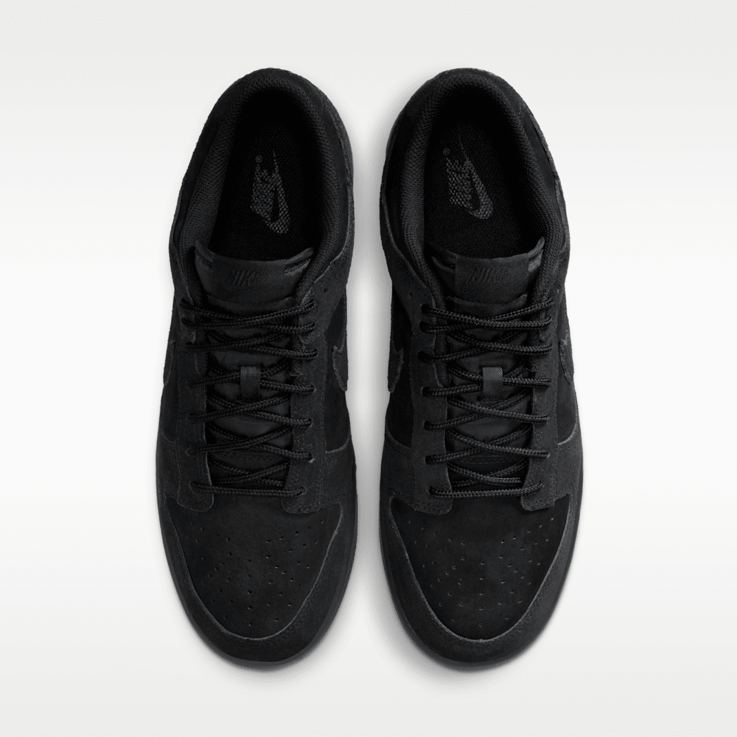 Black/Black/Black