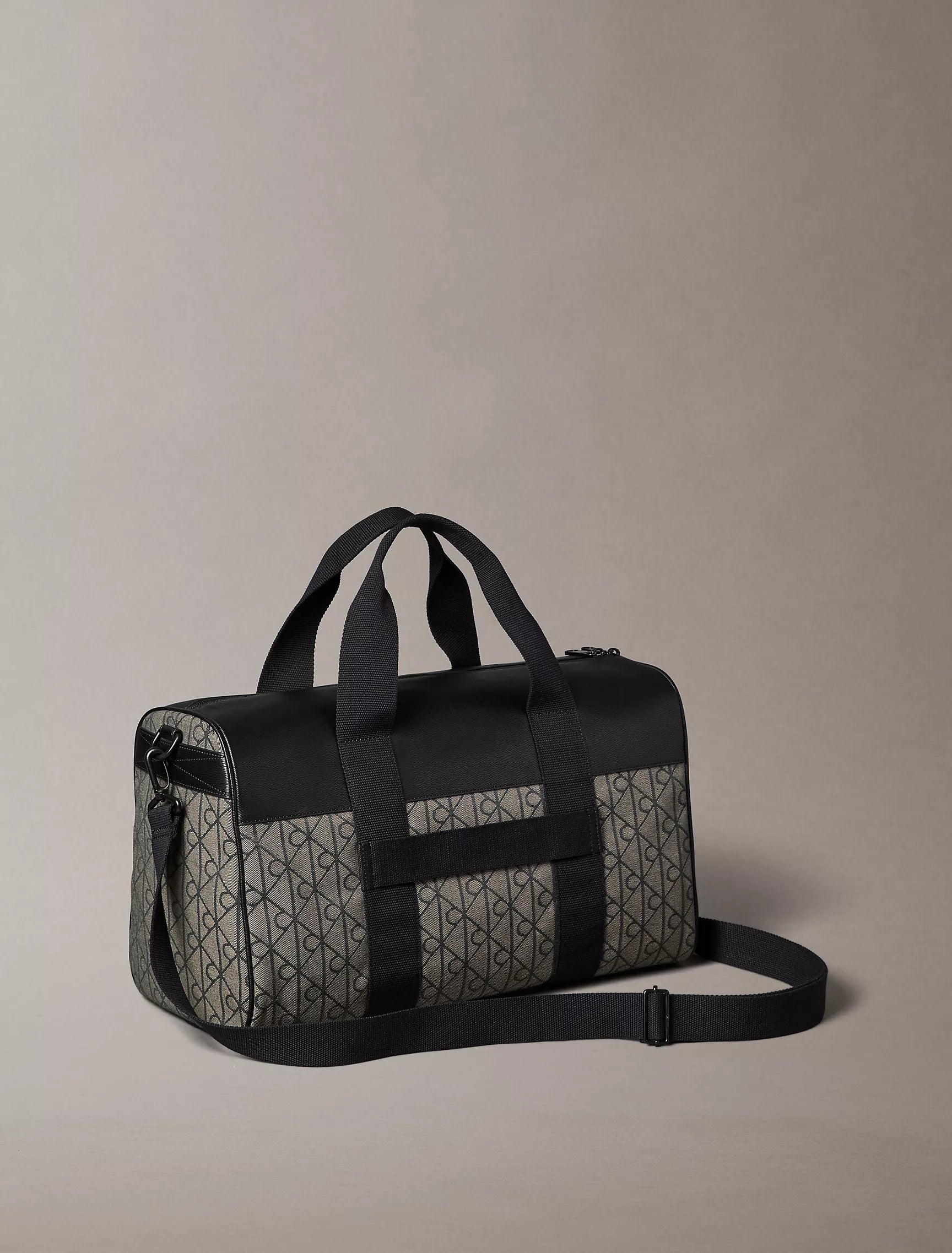 Lotus Beige / Black Aop