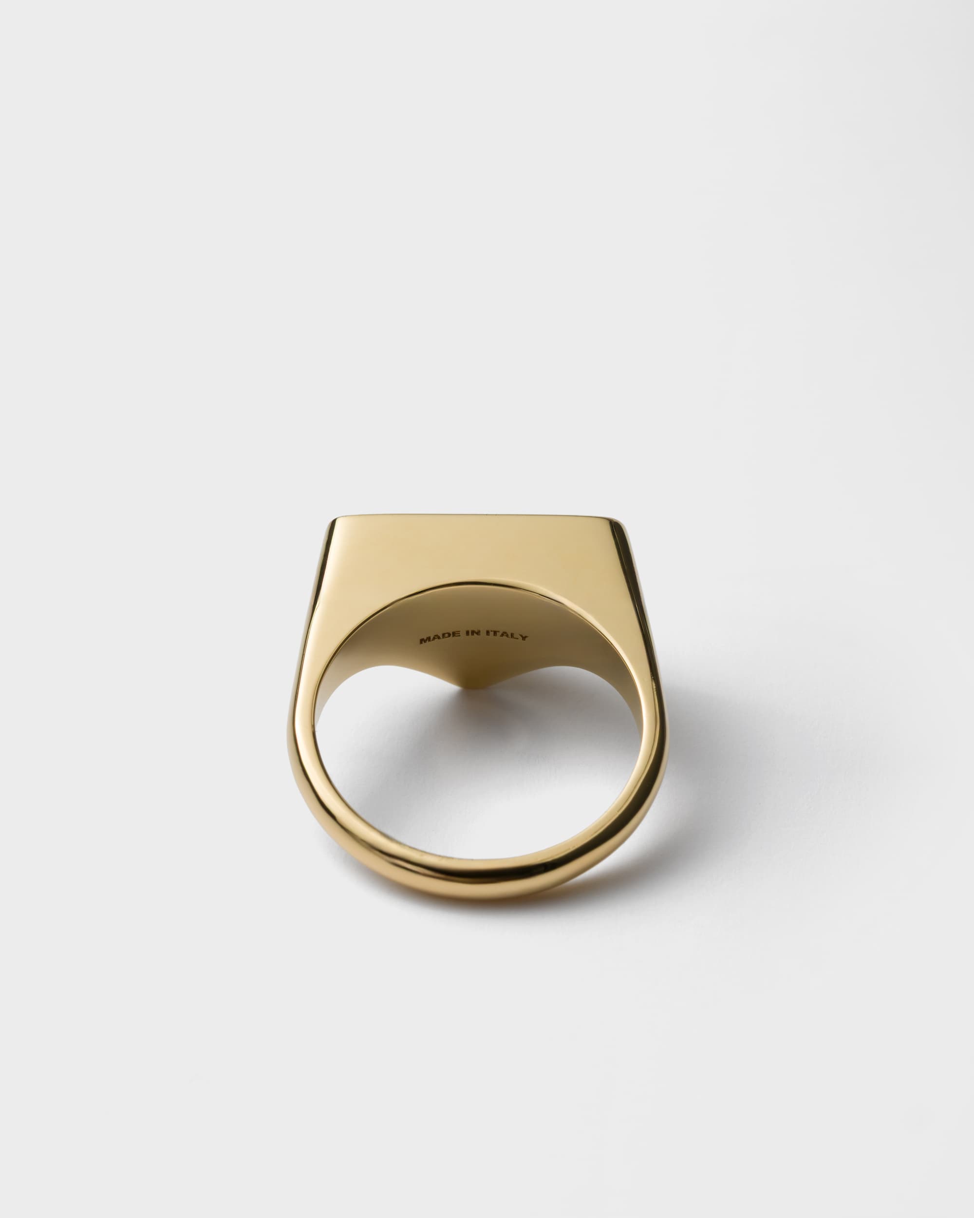 Dorado/Negro