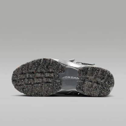 Wolf Grey/Reflective Silver/Summit White