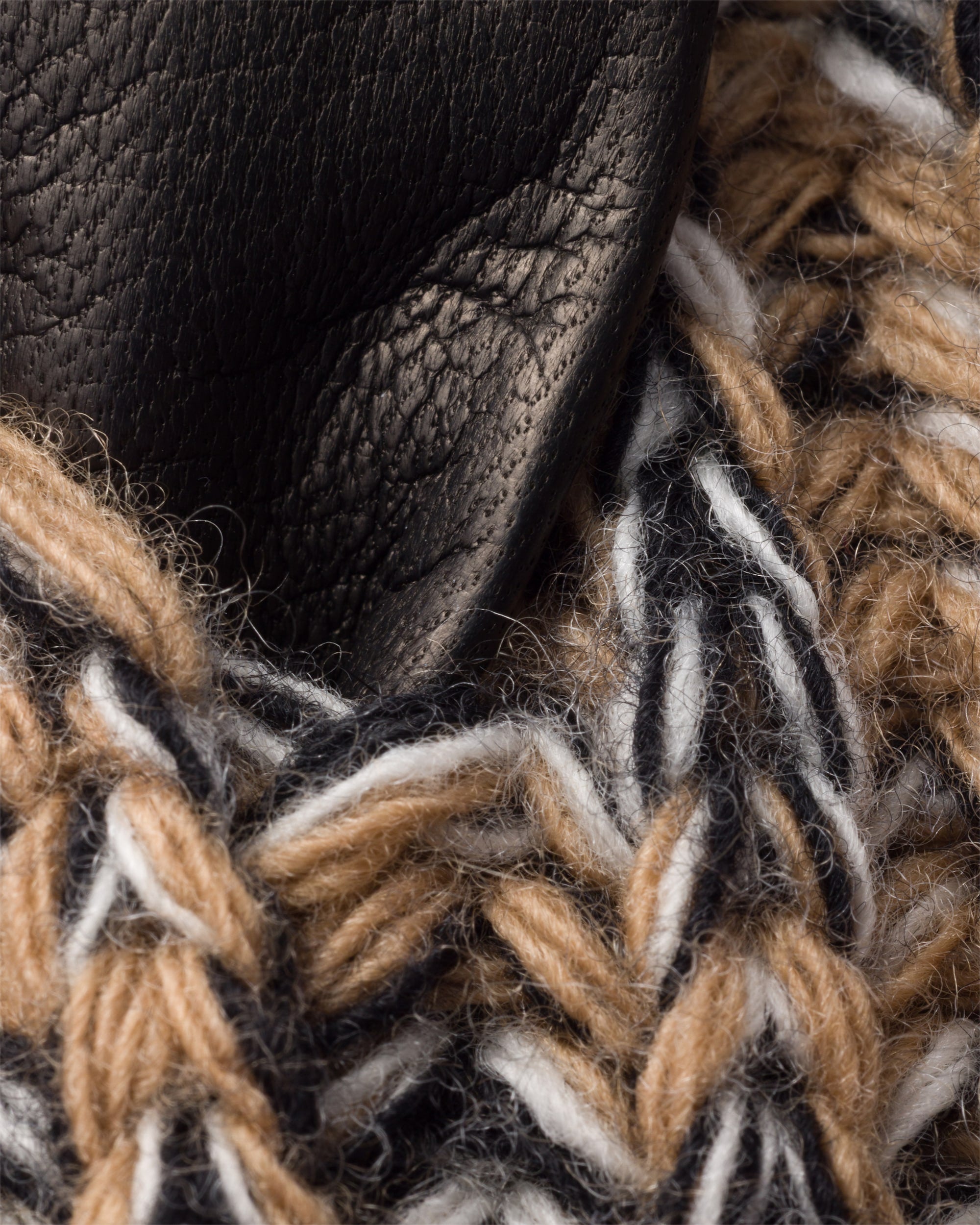 Camel/Negro