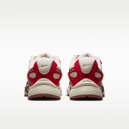 University Red/Coconut Milk/University Gold/University Red