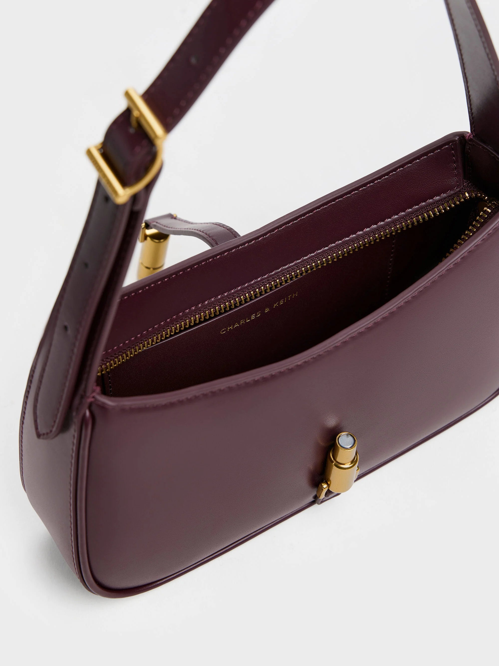 Wineberry Red
