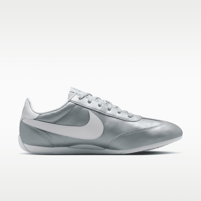 Metallic Silver/Grey Fog/White/White