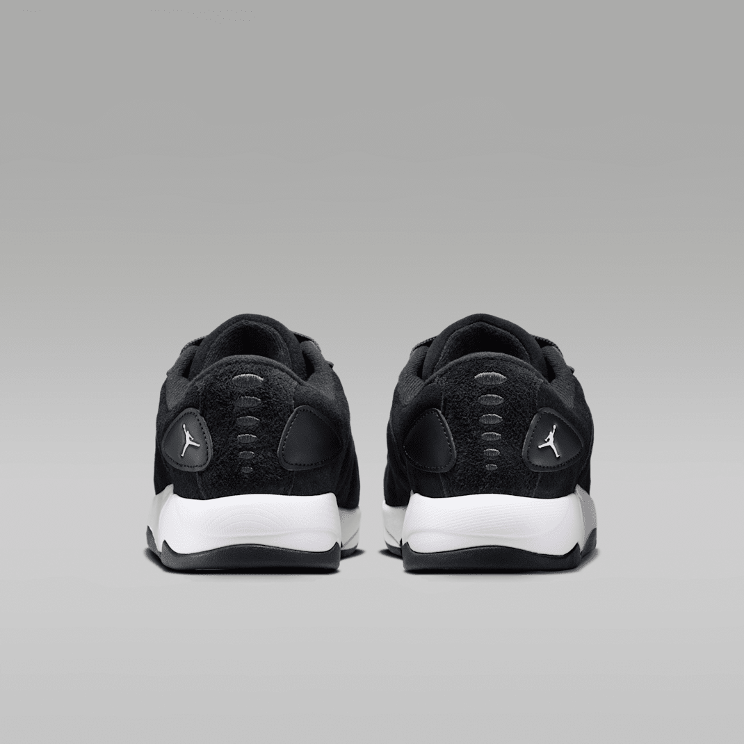 Black/Anthracite/White