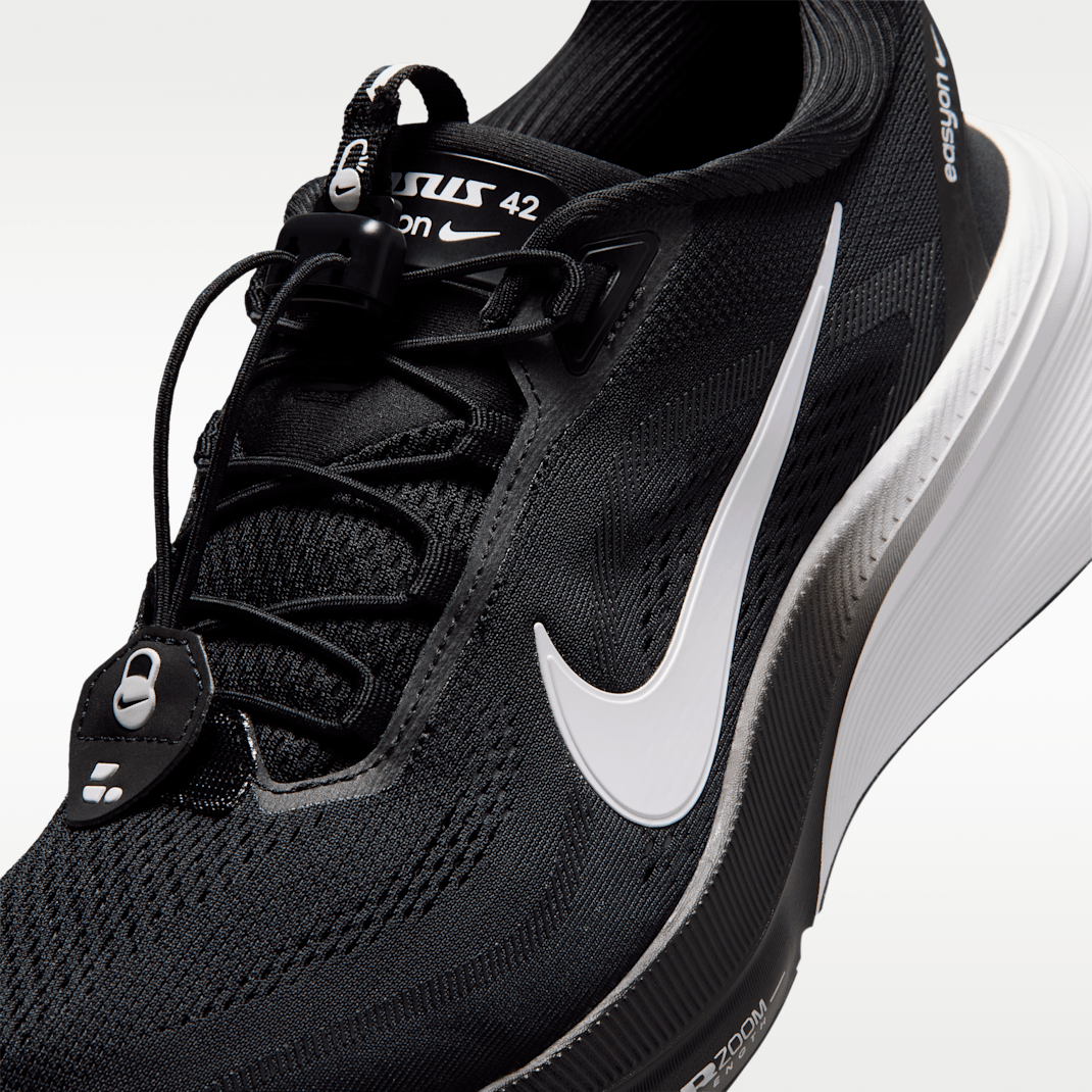Black/Dark Smoke Grey/White