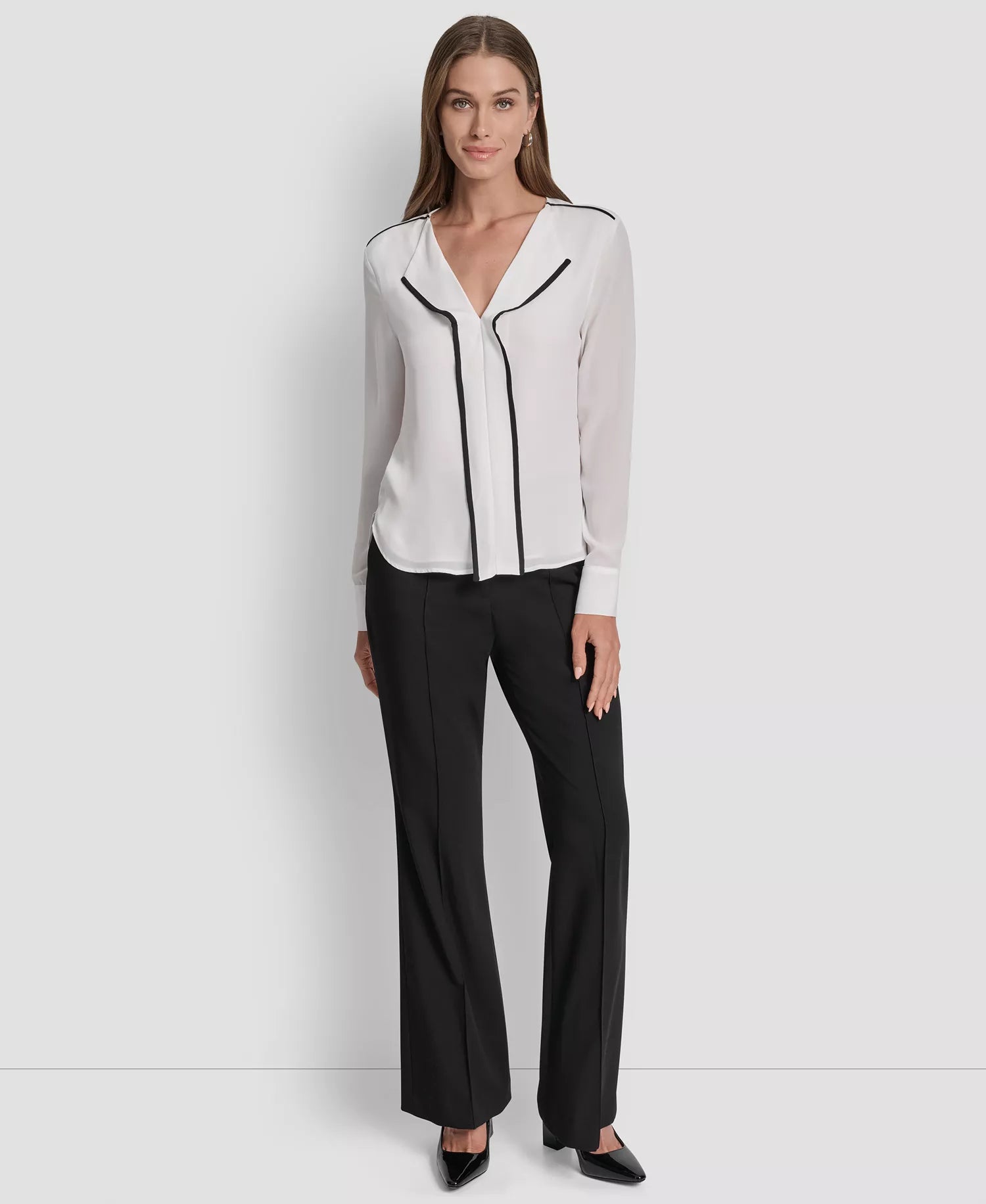 Black/ Linen White