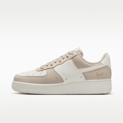 Cream II/Metallic Gold/Sail