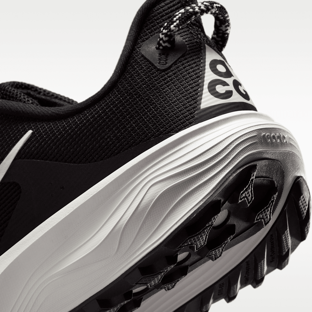 Black/Anthracite/Summit White