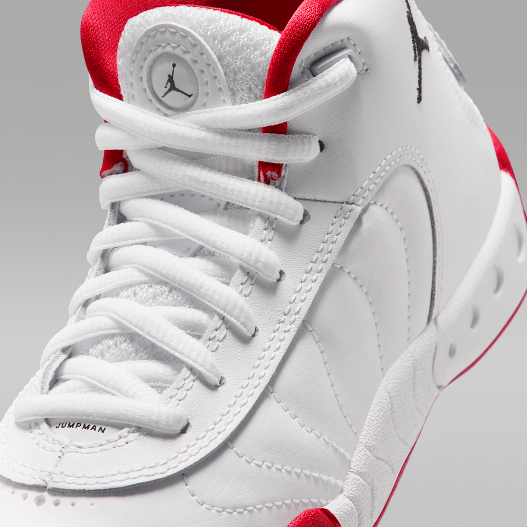 White/True Red/Metallic Silver/Black 2