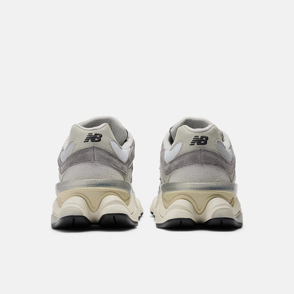 Rain Cloud With Castlerock And White